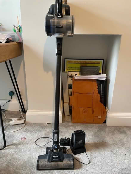Photo of free vax one pwr vaccum (Furzedown Tooting) #1