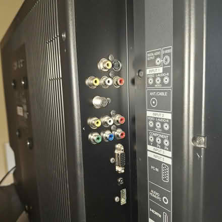 Photo of free Sharp 26" hdtv (Rainier Beach, Seattle) #2