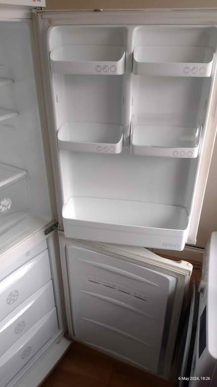 Photo of free lg fridge freezer not going cold (london NW11) #4