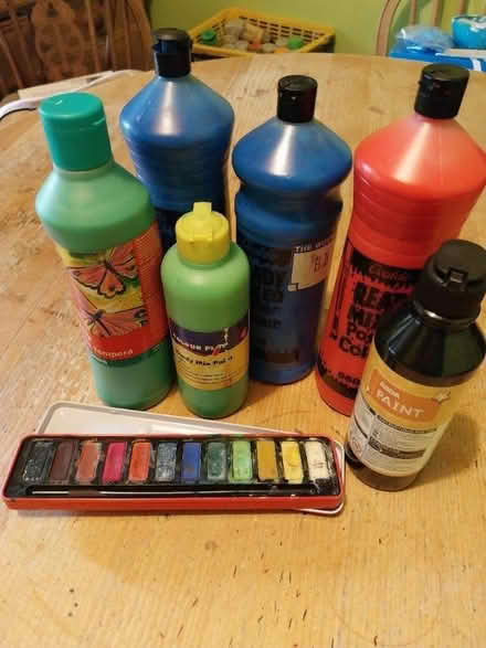 Photo of free Children's poster paint (Endmoor LA8)