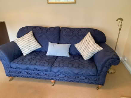 Photo of free Settees (Amersham HP6) #1