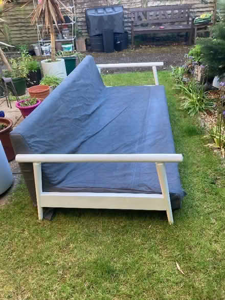 Photo of free Day bed (Hillbourne BH18) #3