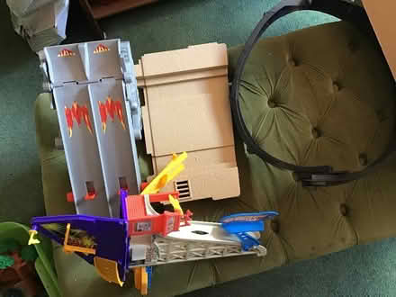 Photo of free Hot Wheels/Matchbox-Huge Box (Hempstalls ST5) #3