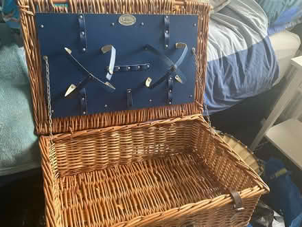 Photo of free Large wicker picnic hamper (Shirley CR0) #2