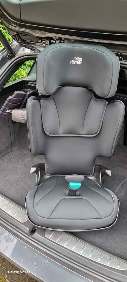 Photo of free Child Seat: Category 3. Nearly New (South hampstead) #1