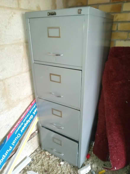 Photo of free 4 drawer filing cabinet (Blackbird Leys OX4) #1