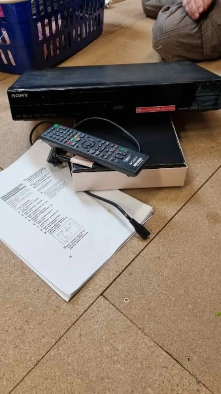 Photo of free DVD R player (South Tonbridge TN9) #1