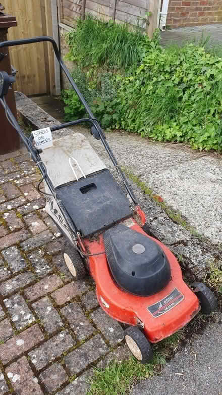 Photo of free Lawnmower - Spares or Repair (Stanmore SO22) #1