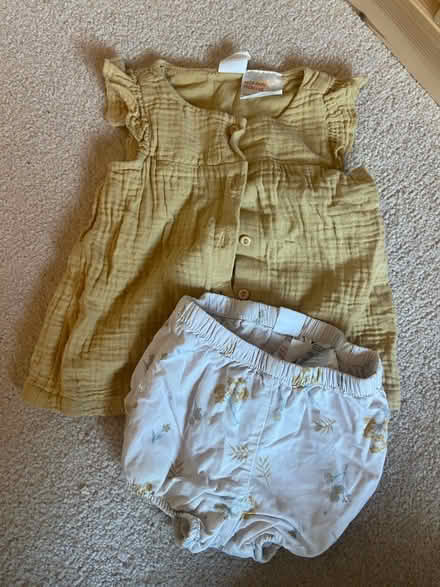 Photo of free 0-3 months girl summer clothes (GU1) #2