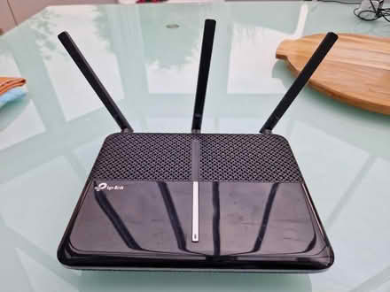 Photo of free TP-Link Router (TW1 Strawberry Hill) #1