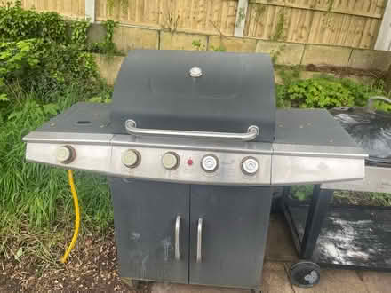 Photo of free Gas BBQ (LU1 stockwood park) #1
