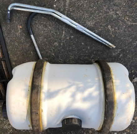 Photo of free WATER CARRIER & Handle (Bulwell NG6) #1