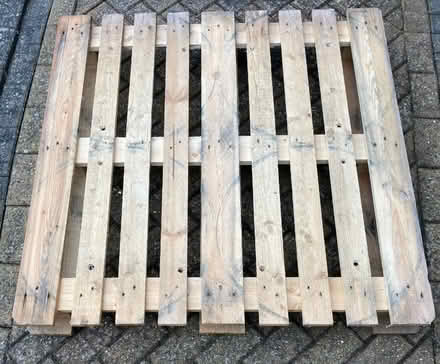 Photo of free Wooden pallet (Benslow SG4) #1