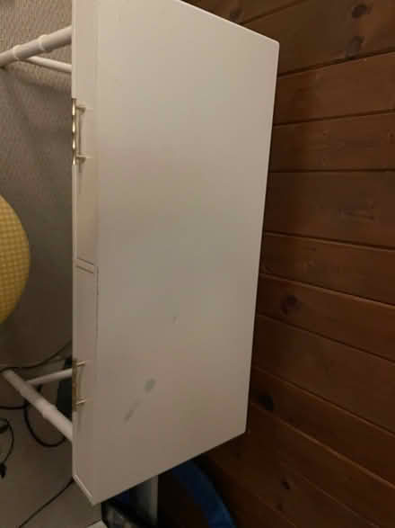 Photo of free White desk and chair (NW DC nr Silver Spring) #2