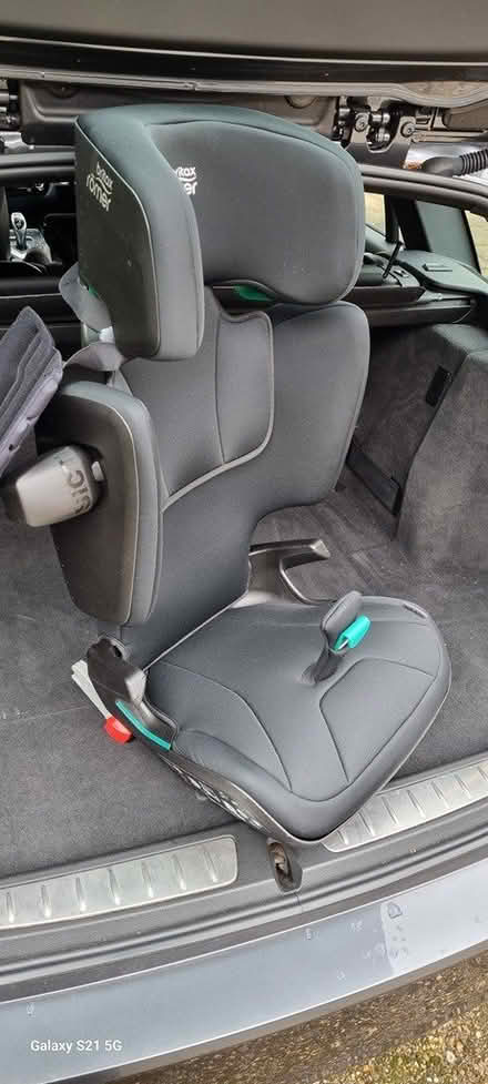Photo of free Child Seat: Category 3. Nearly New (South hampstead) #2