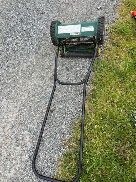 Photo of free Hand cylinder mower (Chesterton) #1