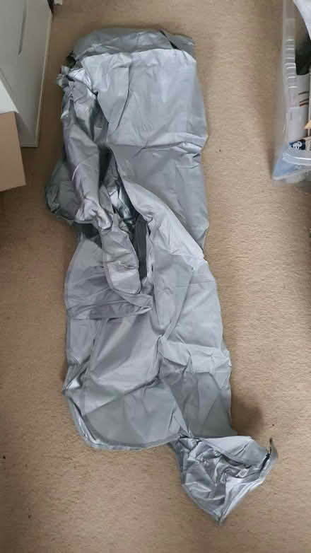Photo of free Windscreen cover with bag (thornton heath) #1