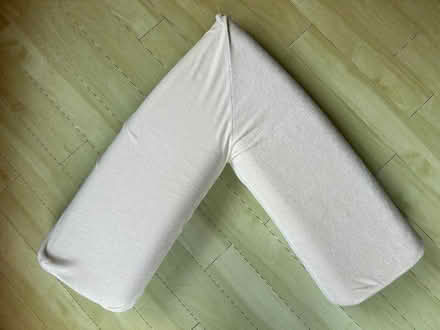 Photo of free V -shaped pillow (Winkfield Row RG42) #1