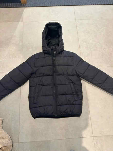 Photo of free H&M black coat, age 12-13 (Yarnton) #1