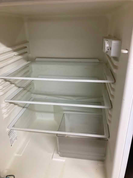 Photo of free Old Bosch Fridge (Red Hill WR5) #2