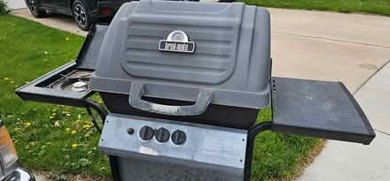 Photo of free gas grill (near Shields & Prospect) #1