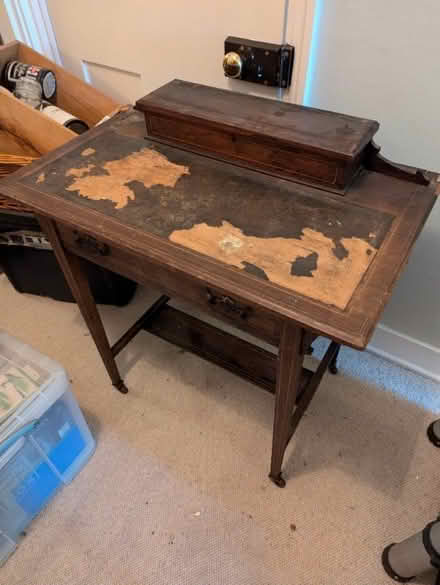 Photo of free Old writing desk (University Area RG1) #1