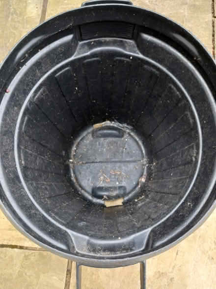 Photo of free Black plastic dustbin with lid (Old Road OX3) #2