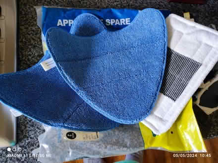 Photo of free VAX steam cleaner (Wallington SM6) #1