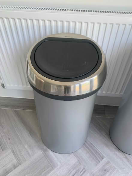 Photo of free Brabantia 60ltr Large Kitchen Touch Bin Metallic Grey (ME9) #1