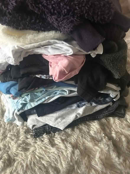 Photo of free Girls clothes age 13-14ish - blues/dark (Little Chalfont HP8) #1