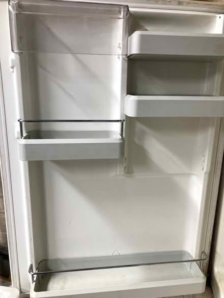 Photo of free Old Bosch Fridge (Red Hill WR5) #3