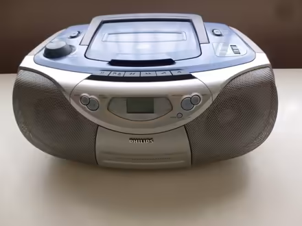 Photo of free Philips AZ1004 Soundmachine Cassette Player (Hadleigh SS7) #3