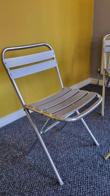 Photo of free Outdoor patio table and chairs (Stamford Brook) #2