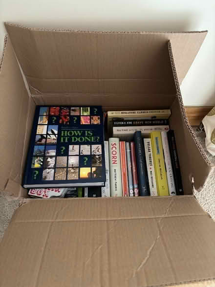 Photo of free Box of Books (Prime Ministers MK41) #1