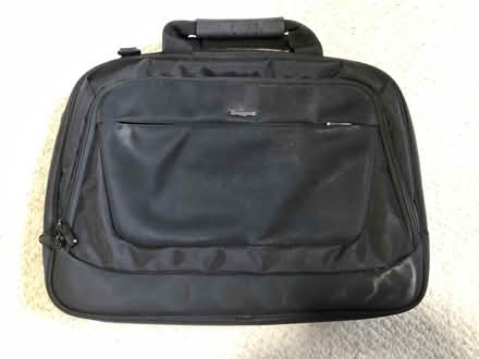 Photo of free Targus laptop carrying case (Odenton, Piney Orchard) #3