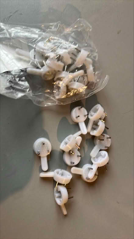 Photo of free white clips- Kempston #1