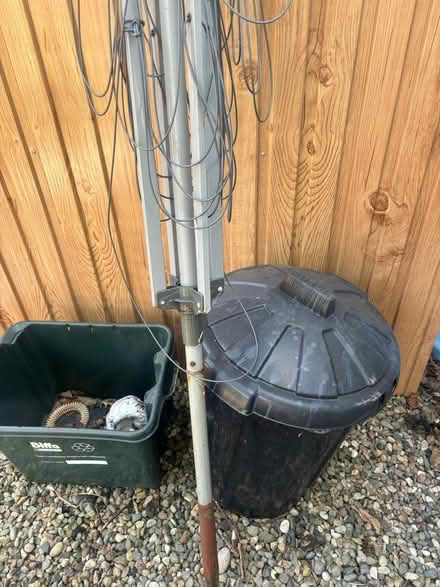 Photo of free Washing pole (Prestwich M25) #2