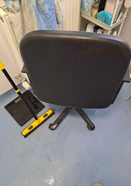 Photo of free Adjustable height chair (HAO near Wembley health centre) #2