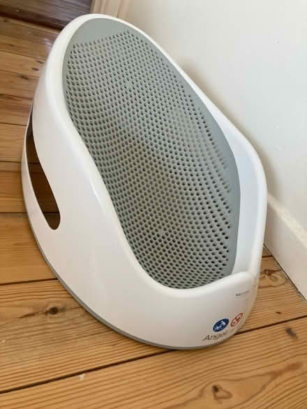 Photo of free Baby Bath Seat (DA3) #1