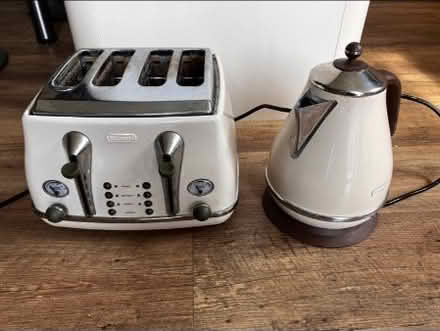 Photo of free Delonghi Kettle & Toaster (Chellaston DE73) #1