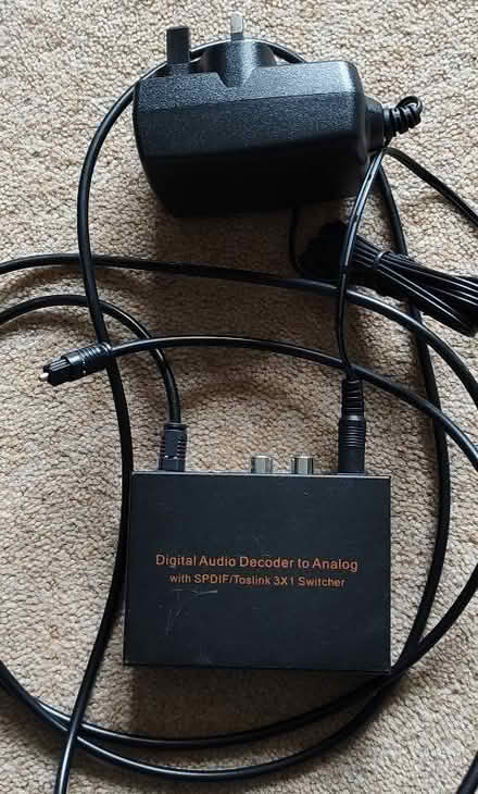 Photo of free Digital to analogue audio decoder (Clevedon BS21) #1