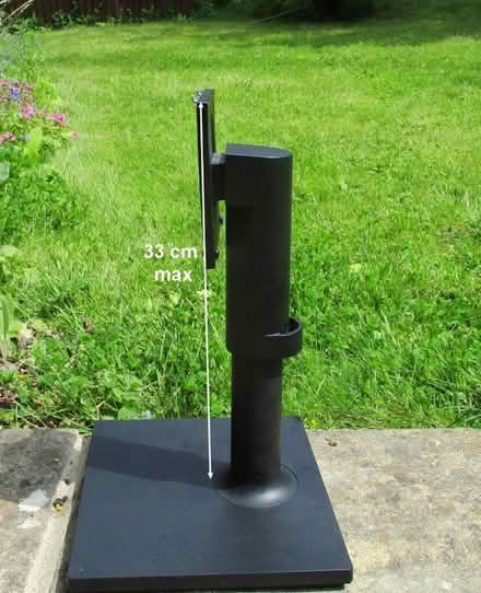 Photo of free STAND for Samsung monitor (New Marston OX3) #3