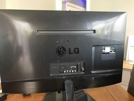 Photo of free 29” lg tv (Abraham Heights LA1) #3