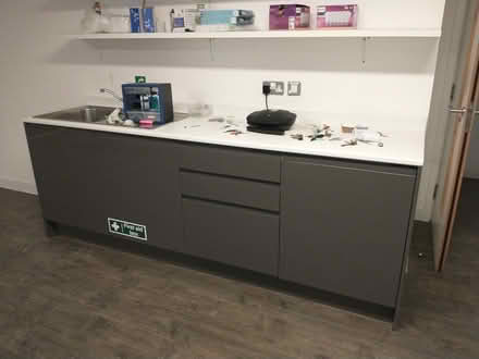Photo of free howdens small kitchen (SE1) #2