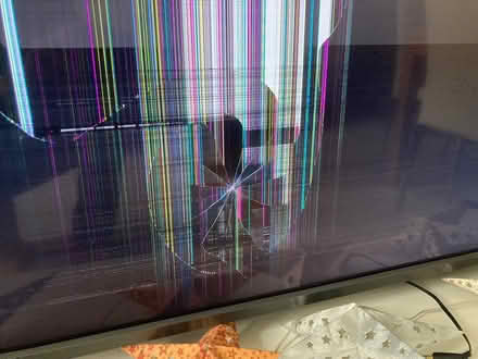 Photo of free BROKEN Toshiba 55” 4K QLED TV (SL4) #3