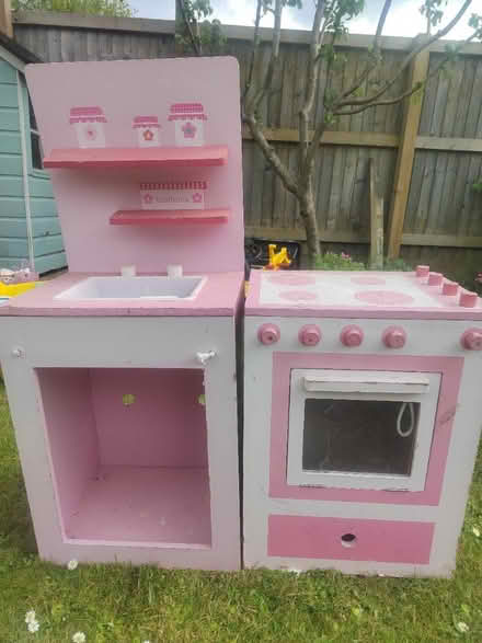 Photo of free Child's kitchen (Warminster BA12) #1