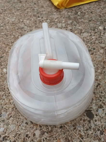 Photo of free Water carrier (DE21) #3
