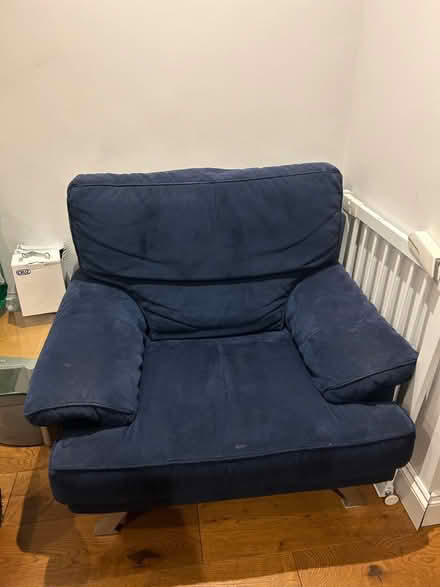 Photo of free Blue lovely chair (TW4) #2