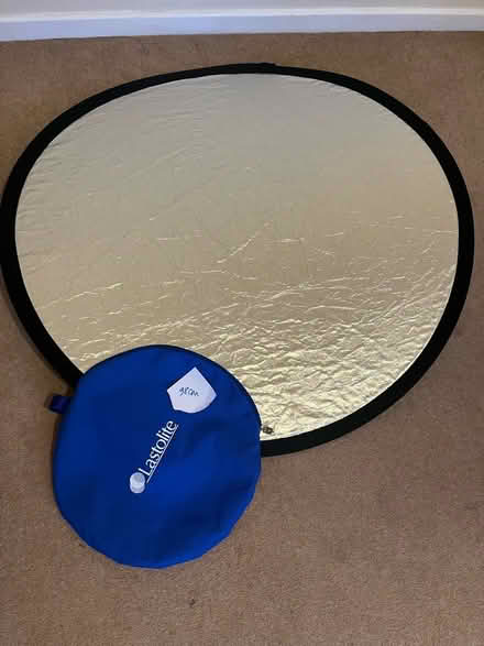 Photo of free Photographic reflectors (Thames ditton, KT7) #4