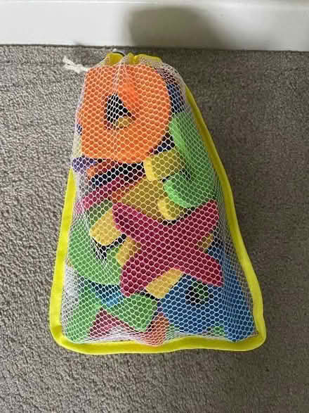 Photo of free Floating alphabet bath toy. (Rayne CM77) #1